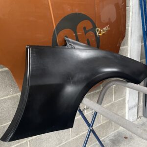 Nissan 350z Rear Fenders OEM Pair - Image 3